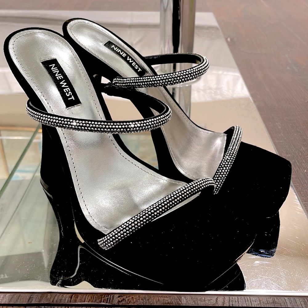 NIB NINE WEST rhinestone strap black platform open toe sandals cocktail heel 7 - Picture 8 of 14